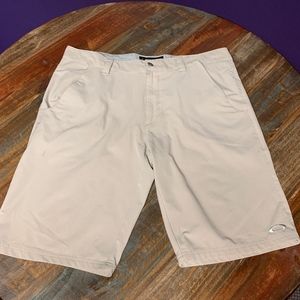 GUC Oakley Khaki Shorts Size 38
